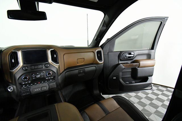 Used 2021 Chevrolet Silverado 2500 High Country w/ Safety Package II image 21