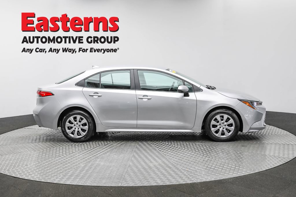 Used 2024 Toyota Corolla LE image 5