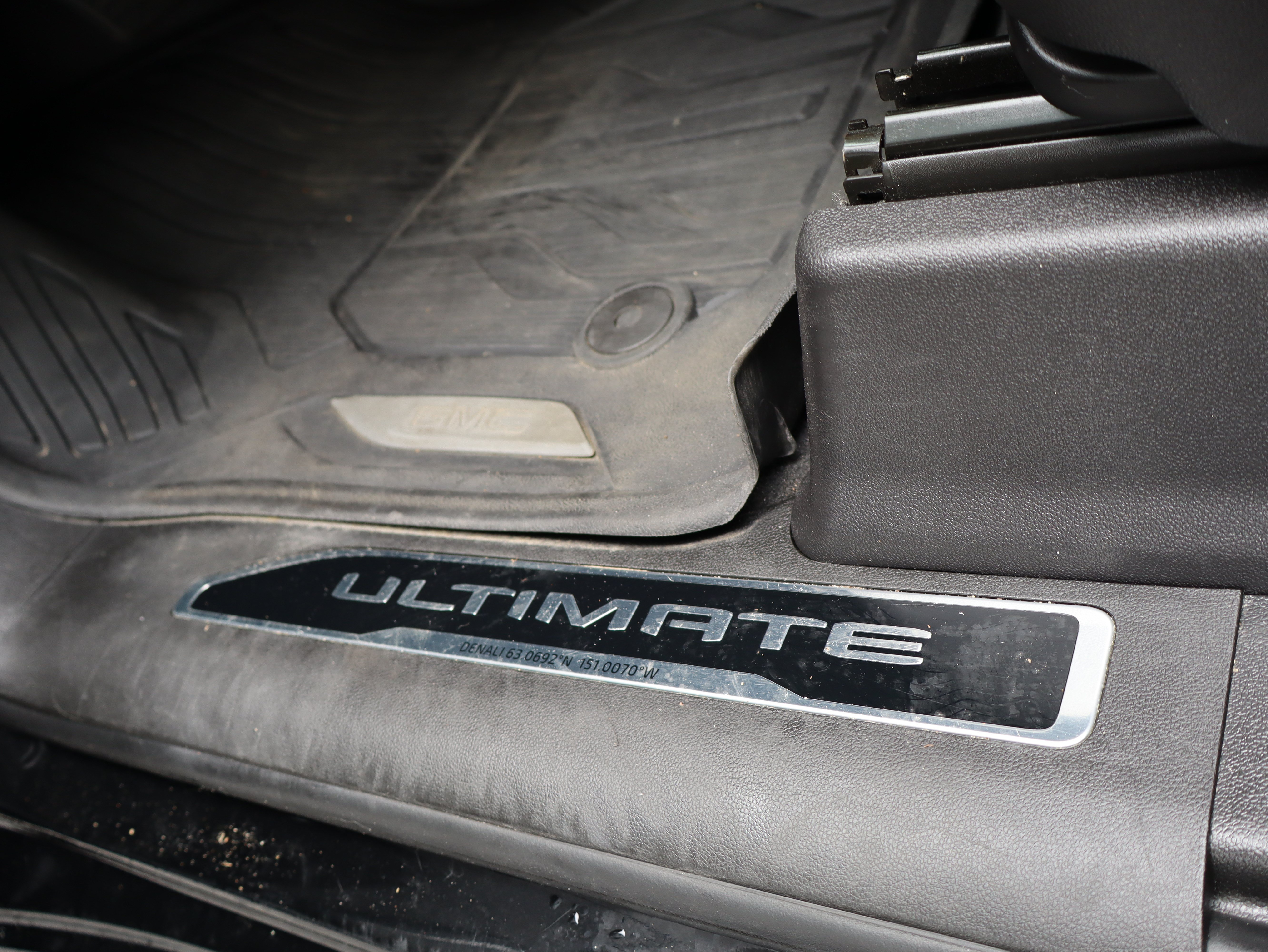 Used 2024 GMC Sierra 2500 Denali Ultimate AWD/4WD image 28