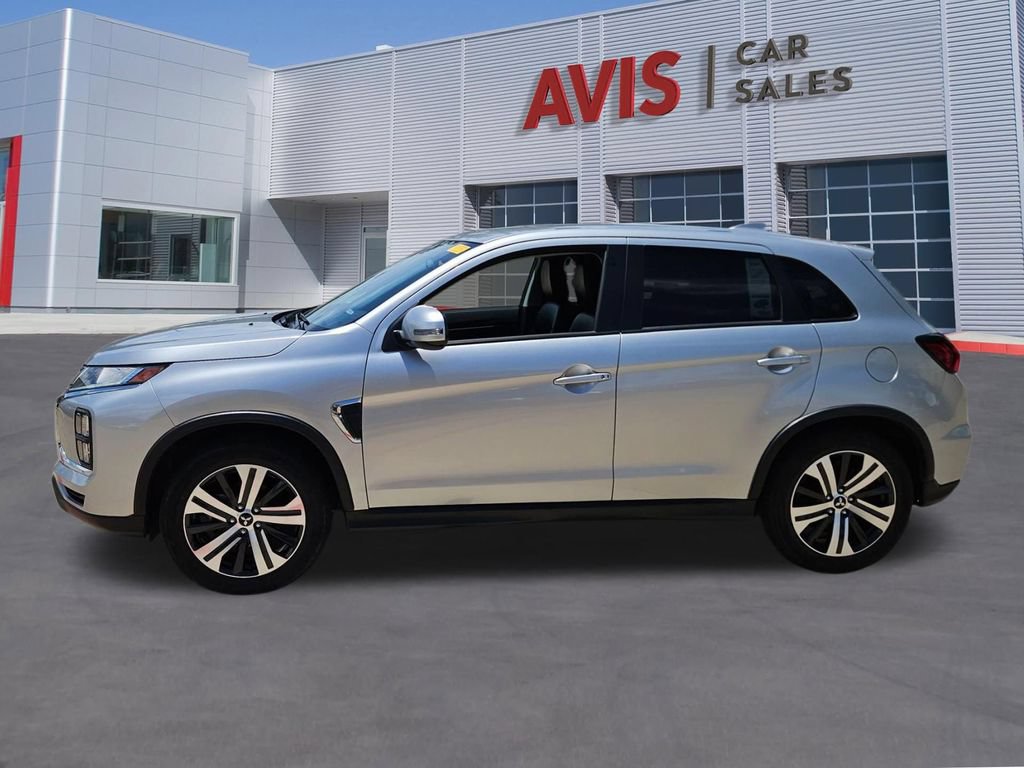 Used 2025 Mitsubishi Outlander Sport SE AWD/4WD image 2