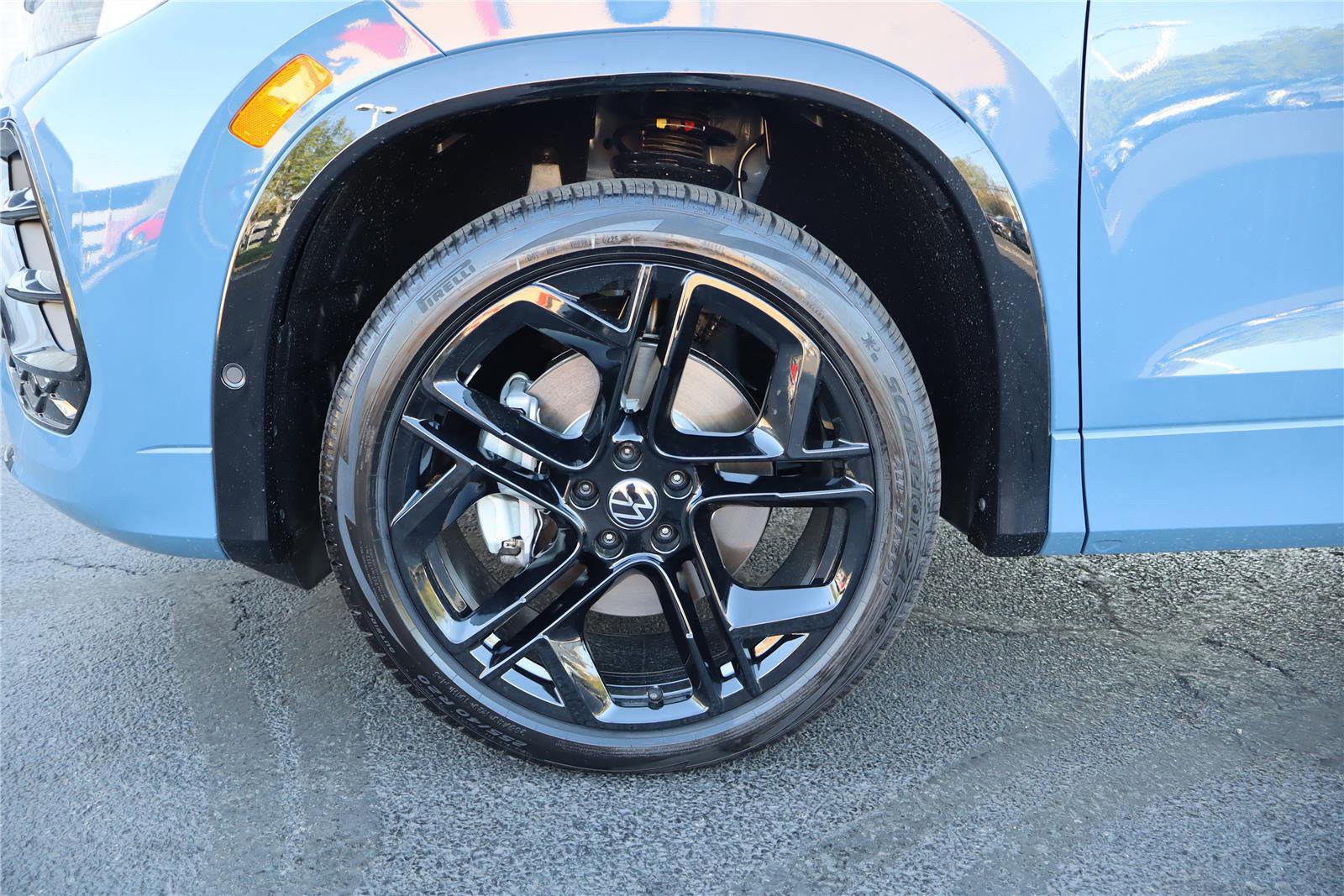 New 2026 Volkswagen Tiguan SE R-Line image 10