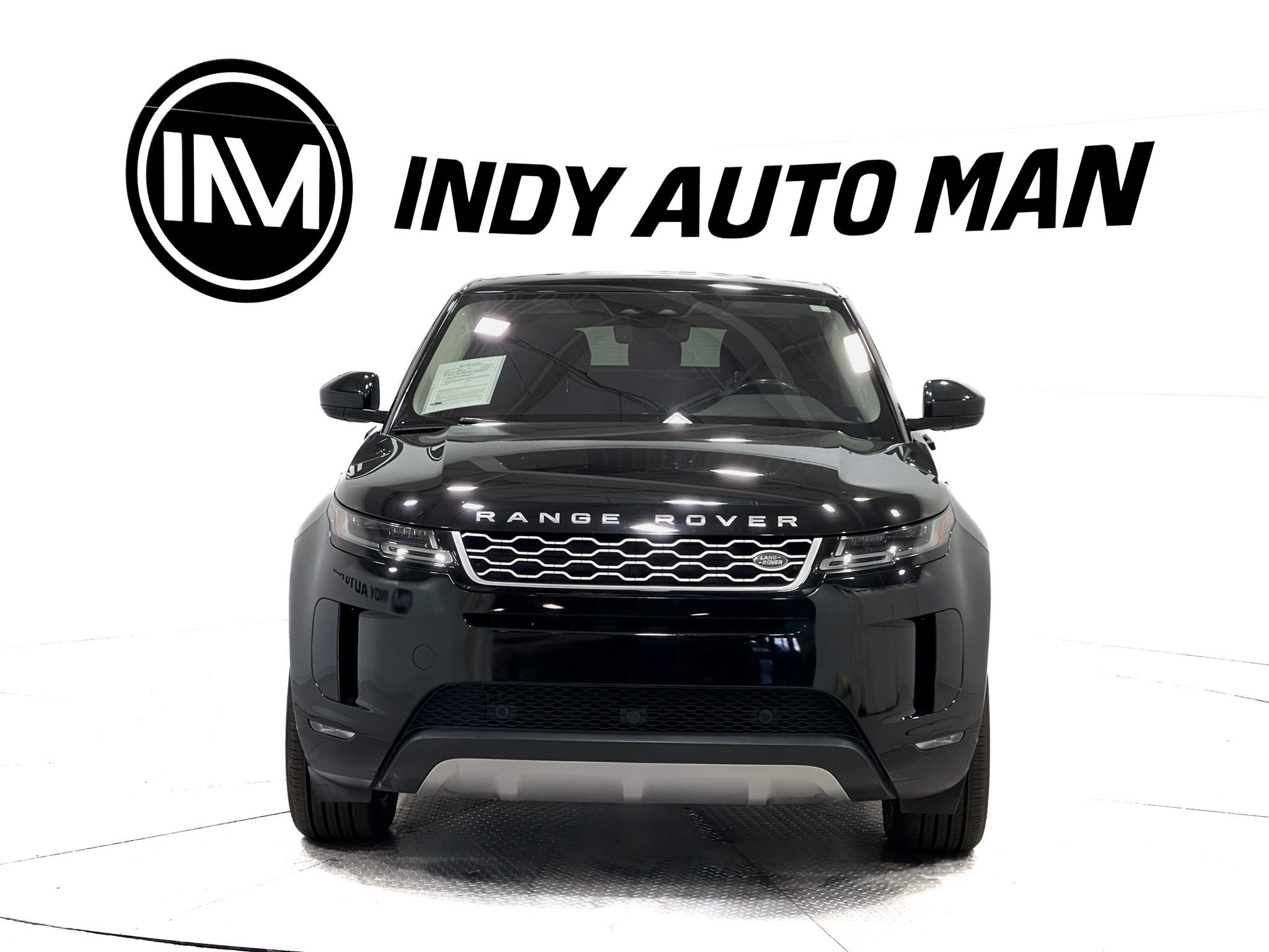 Used 2020 Land Rover Range Rover Evoque SE image 9