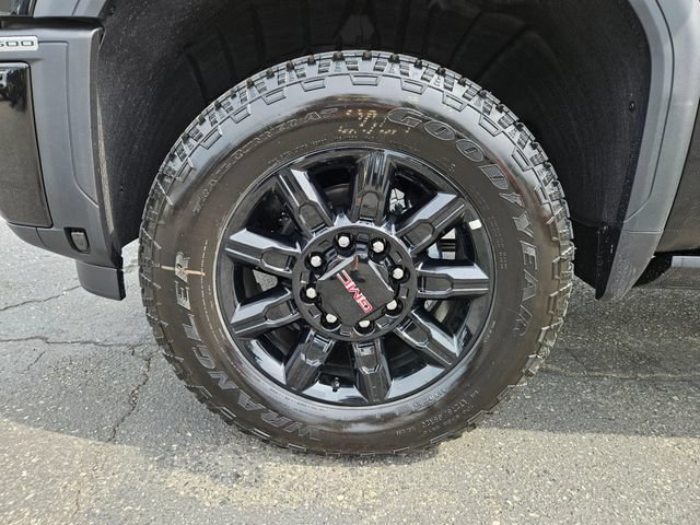 New 2026 GMC Sierra 2500 AT4 w/ Max Trailering Package AWD/4WD image 8