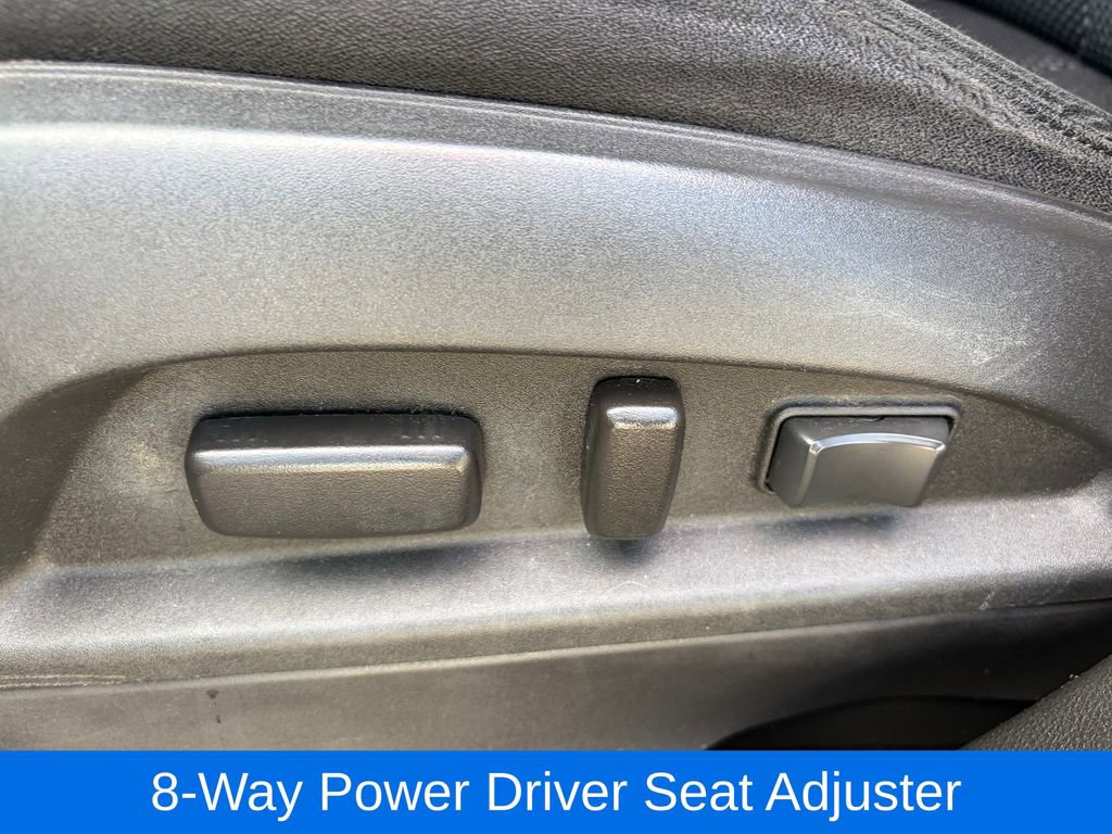 Used 2015 Chevrolet Equinox LT w/ Driver Convenience Package image 16