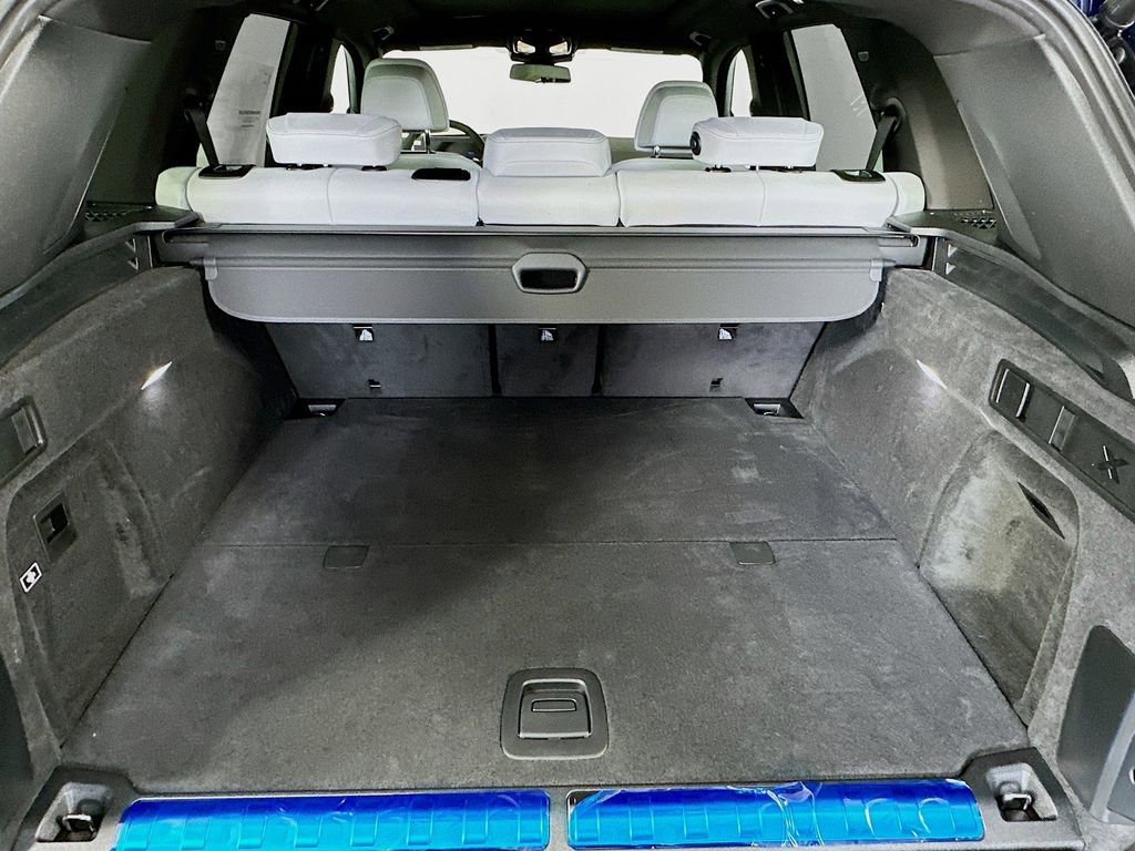 New 2026 BMW X5 xDrive50e w/ Premium Package image 34