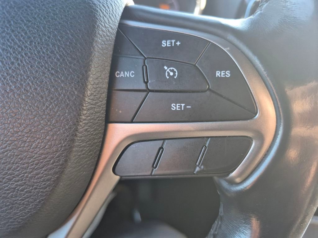 Used 2020 Jeep Grand Cherokee Limited image 23