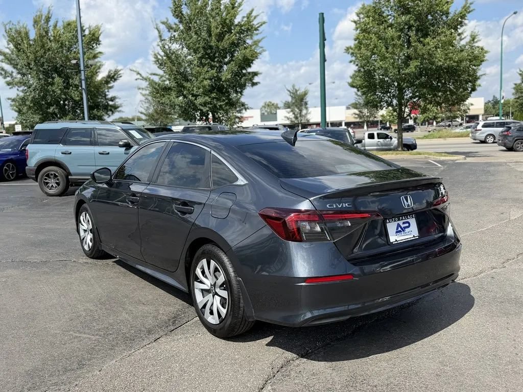 Used 2025 Honda Civic LX image 4