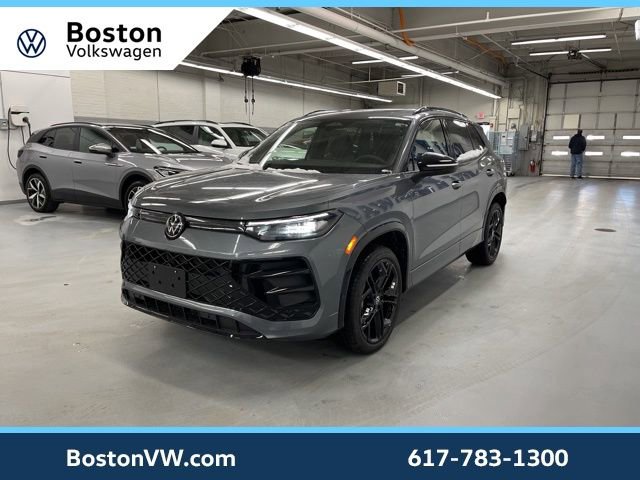 New 2026 Volkswagen Tiguan SE R-Line image 1