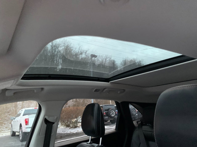 Used 2022 Ford Escape SEL w/ Technology Package image 25