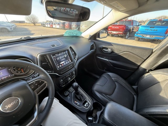 Used 2022 Jeep Cherokee Latitude Lux image 17