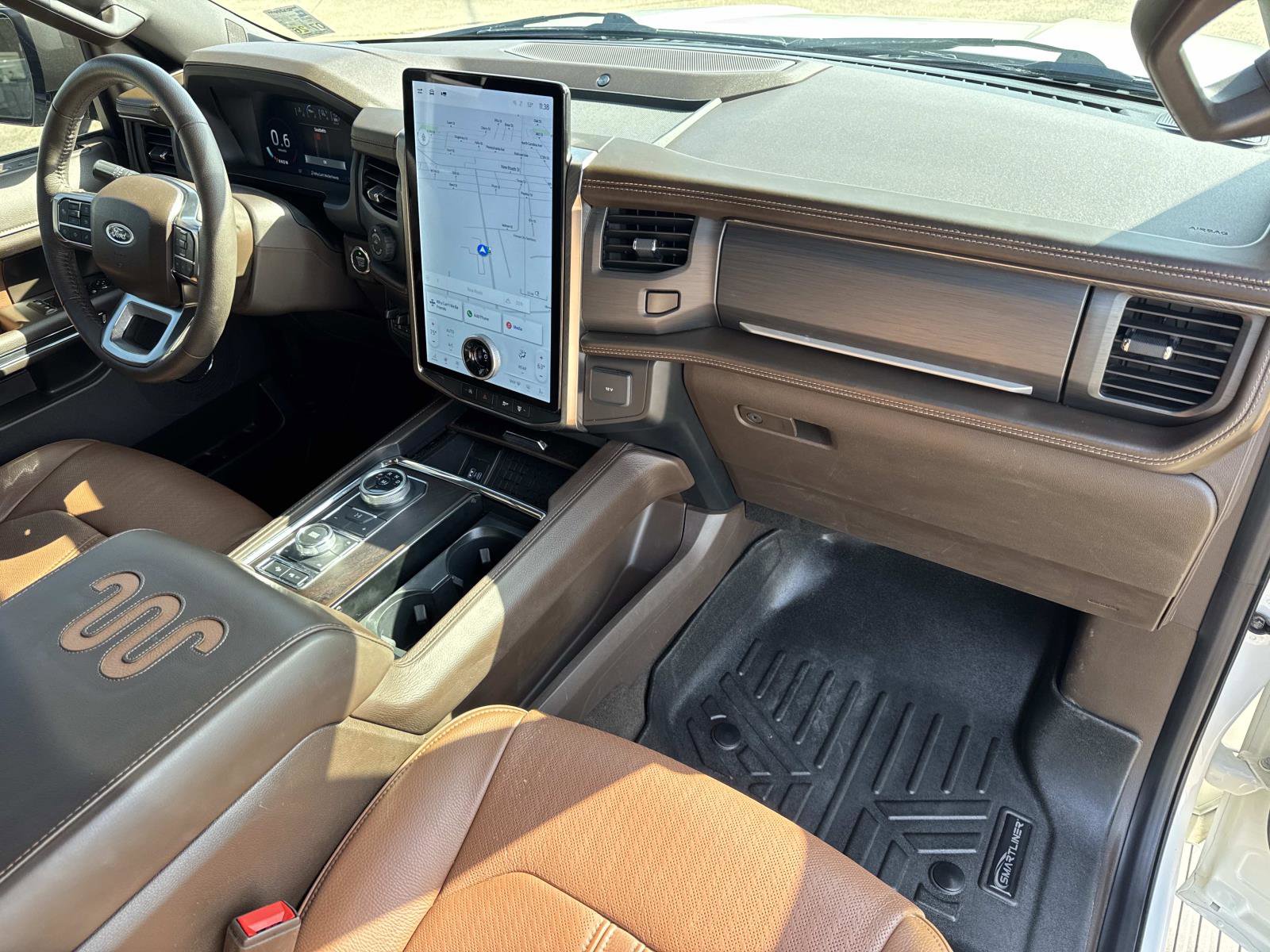 Used 2024 Ford Expedition King Ranch AWD/4WD image 12