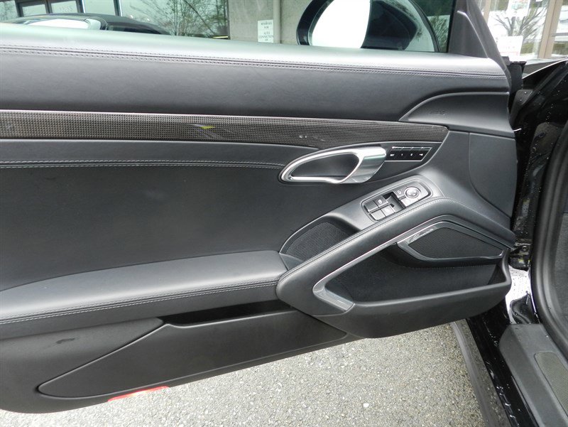 Used 2014 Porsche 911 Turbo S AWD/4WD image 45