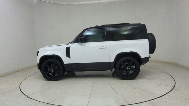 Used 2025 Land Rover Defender 90 X-Dynamic SE image 64