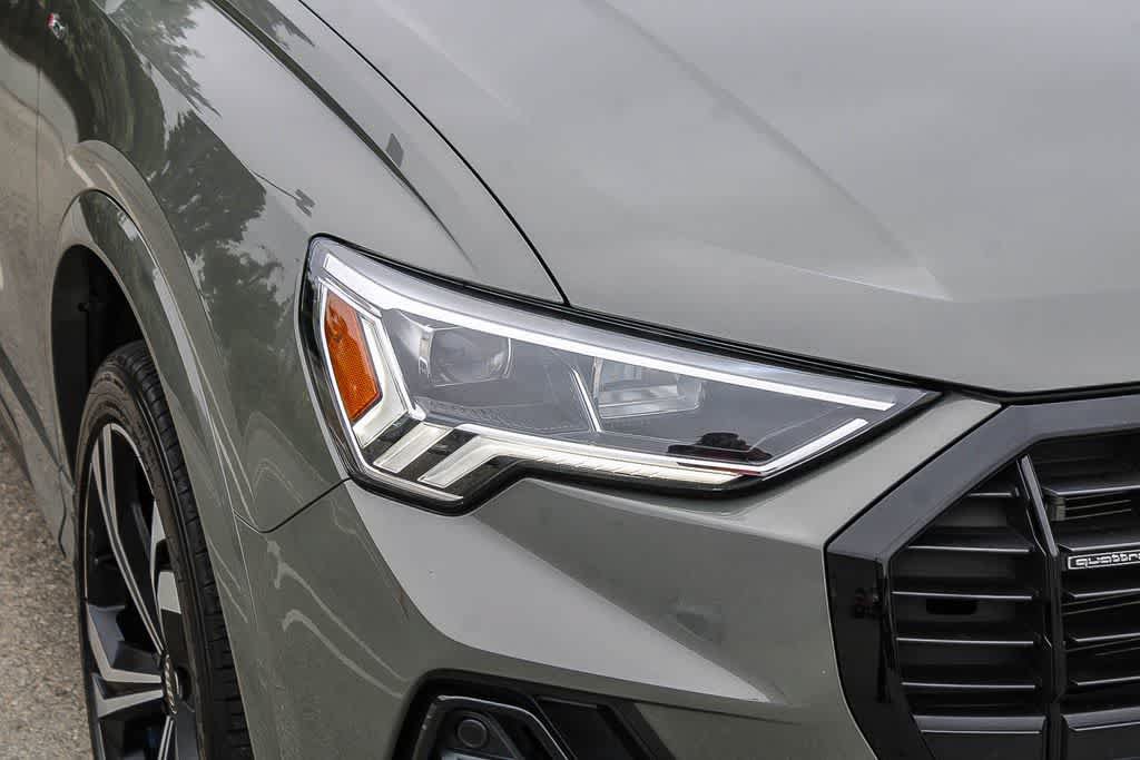 Used 2023 Audi Q3 2.0T Premium Plus w/ Premium Plus Package AWD/4WD image 4