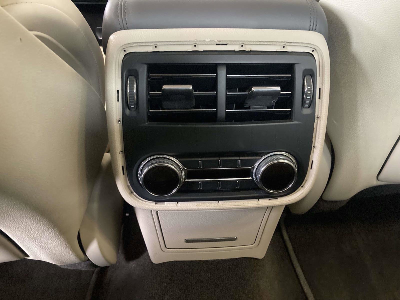 Used 2017 Lincoln Continental Reserve w/ Technology Package image 17
