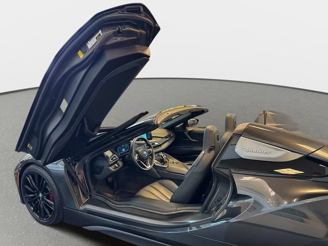 Used 2019 BMW i8 Roadster AWD/4WD image 23