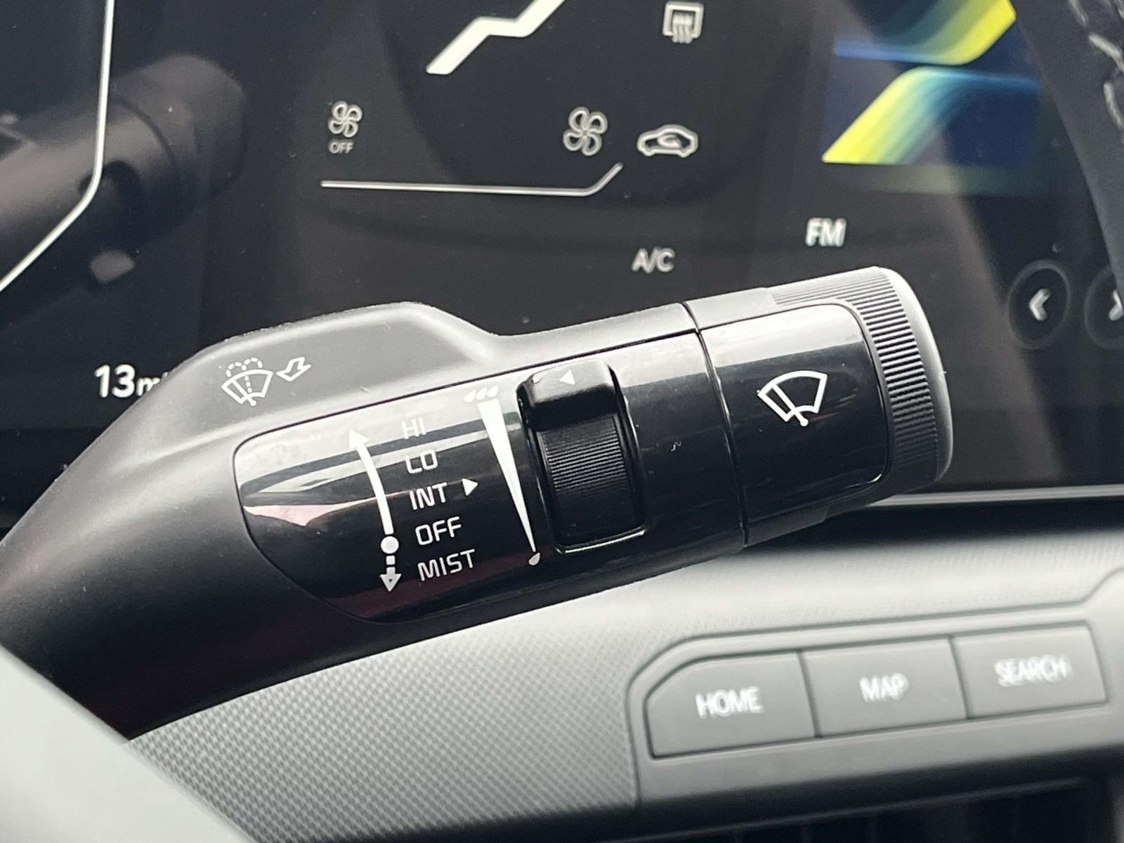 New 2025 Kia K4 EX FWD image 32