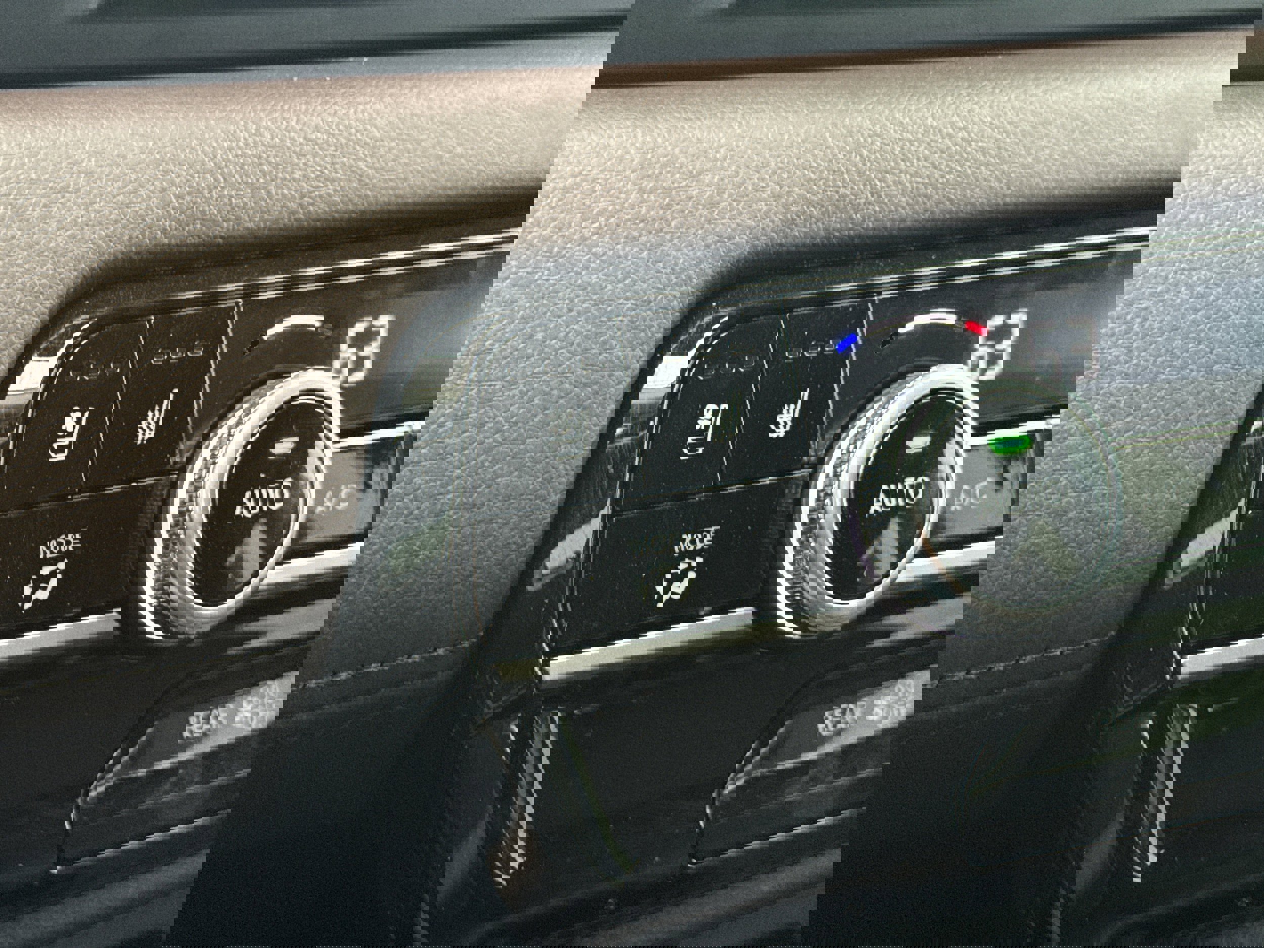 Used 2023 Honda Pilot Elite image 28