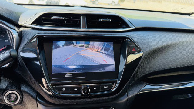 Used 2021 Chevrolet TrailBlazer LT w/ Premium Seating Package FWD image 13