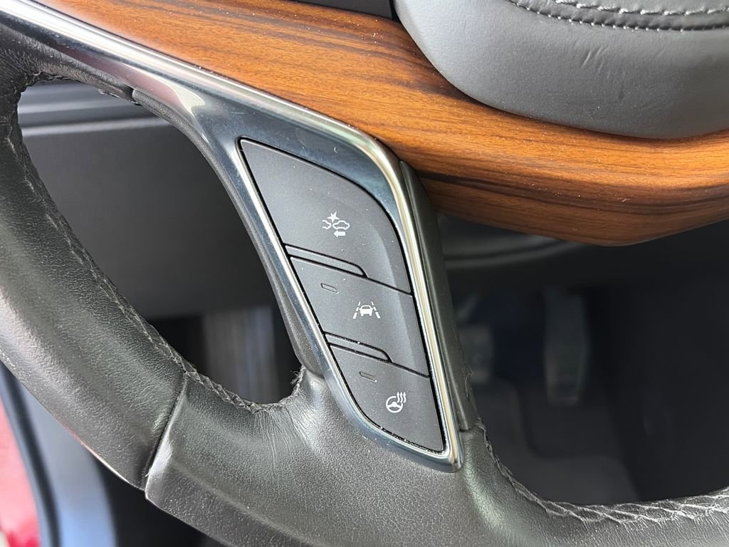 Used 2019 Cadillac XT5 Platinum AWD/4WD image 19