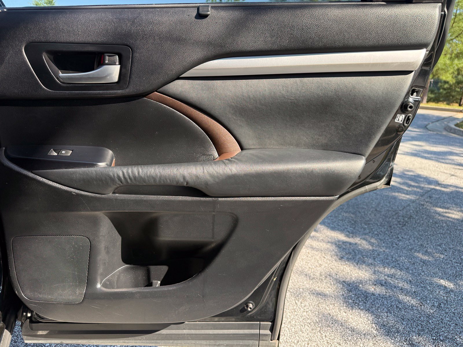Used 2015 Toyota Highlander XLE AWD/4WD image 47