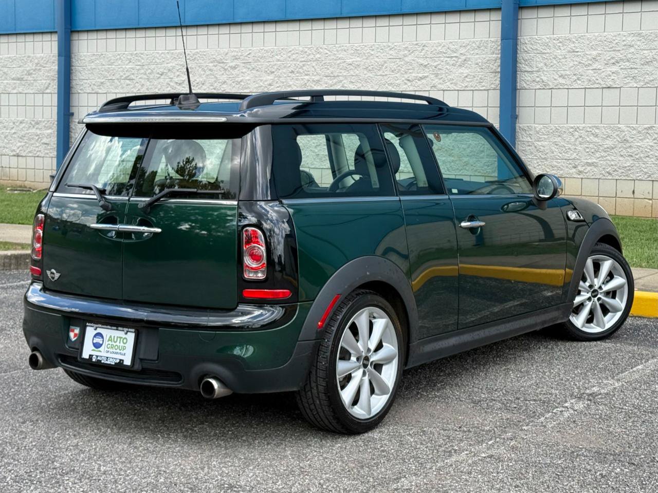 Used 2014 MINI Cooper Clubman S FWD image 4