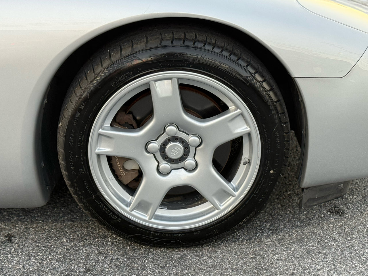 Used 1997 Chevrolet Corvette Coupe w/ Memory Pkg image 19