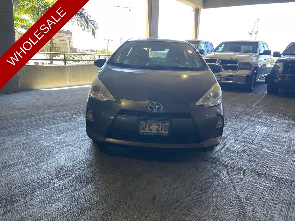Used 2014 Toyota Prius C Four FWD image 2
