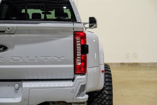 Used 2026 Ford F350 Lariat AWD/4WD image 30