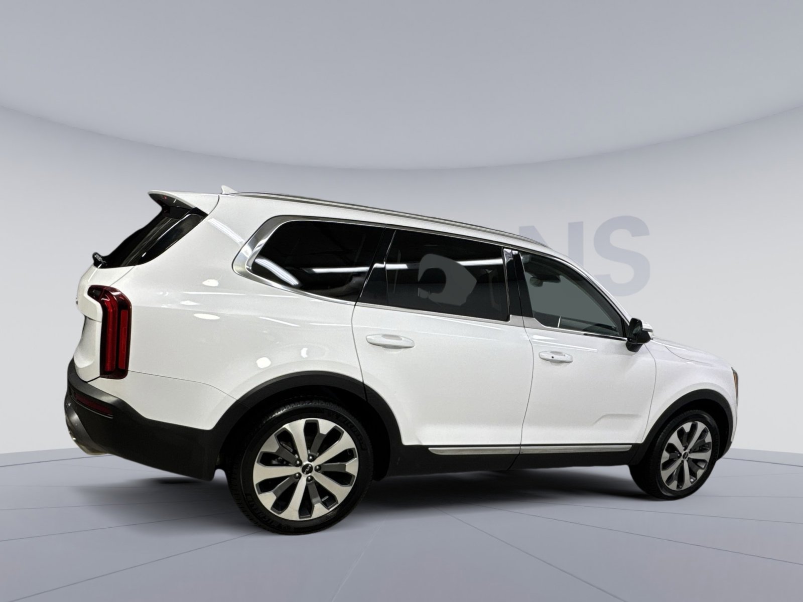 Used 2022 Kia Telluride EX w/ EX Premium Package image 13