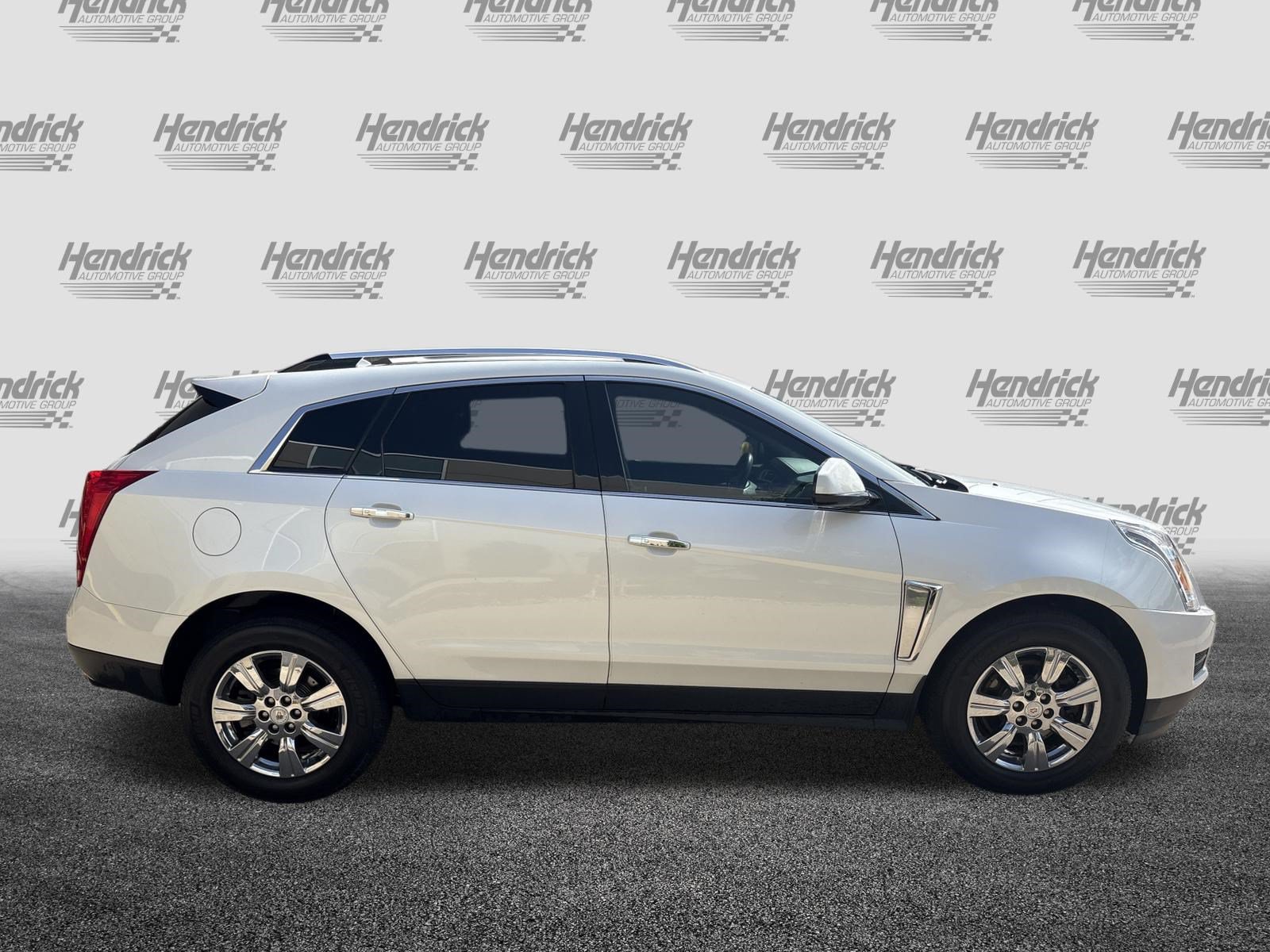 Used 2016 Cadillac SRX Luxury AWD/4WD image 11