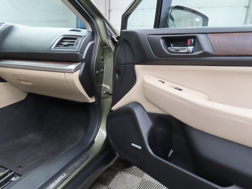 Used 2017 Subaru Outback 2.5i Limited AWD/4WD image 25