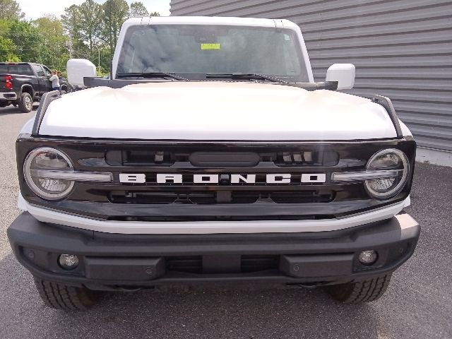 New 2026 Ford Bronco Outer Banks AWD/4WD image 8