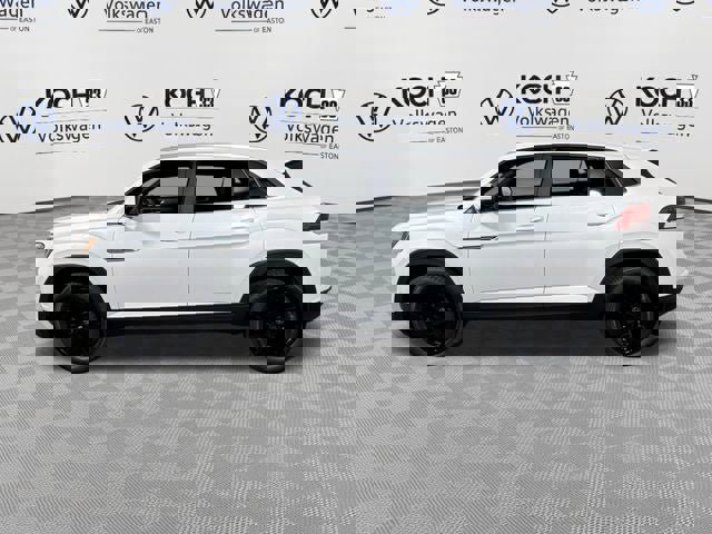 New 2026 Volkswagen Atlas Cross Sport SE image 6