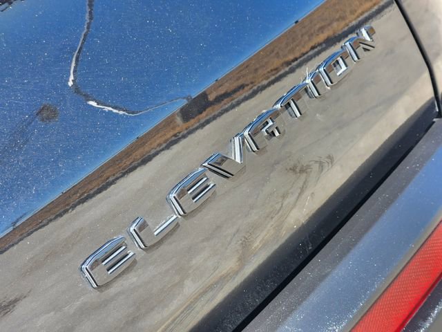 Used 2025 GMC Acadia Elevation image 13