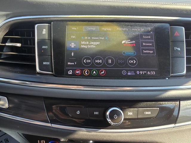Used 2020 Buick Enclave Essence w/ Sound and Sites Package AWD/4WD image 23