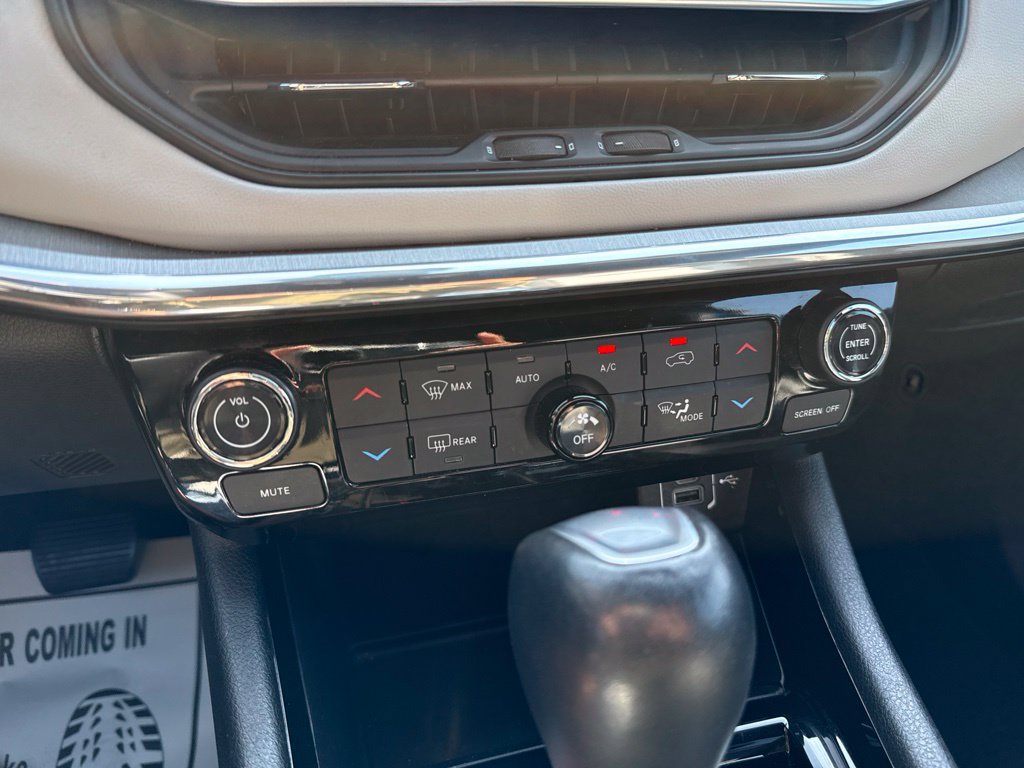 Used 2024 Jeep Compass Limited AWD/4WD image 31