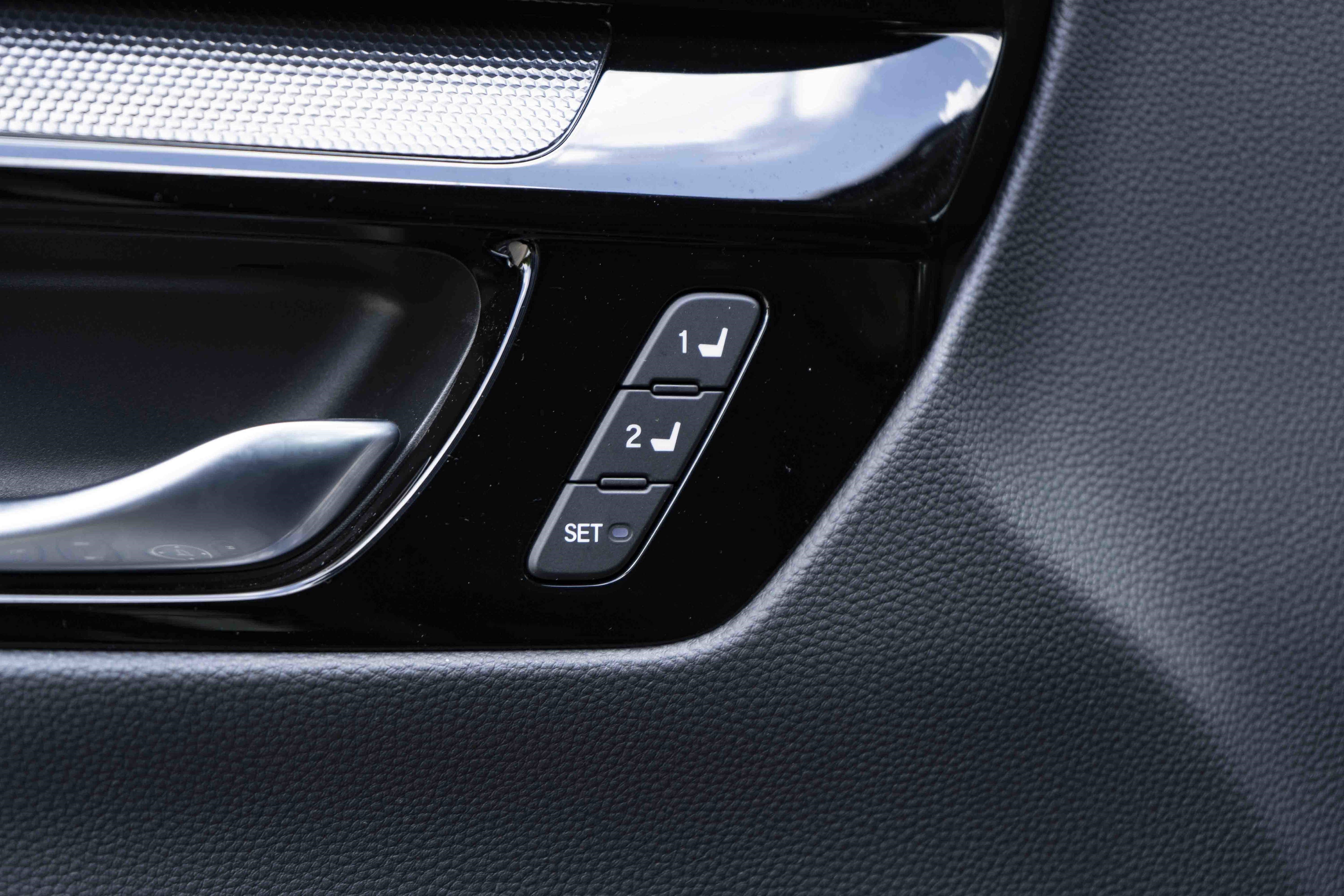 Used 2024 Honda CR-V Sport Touring image 38
