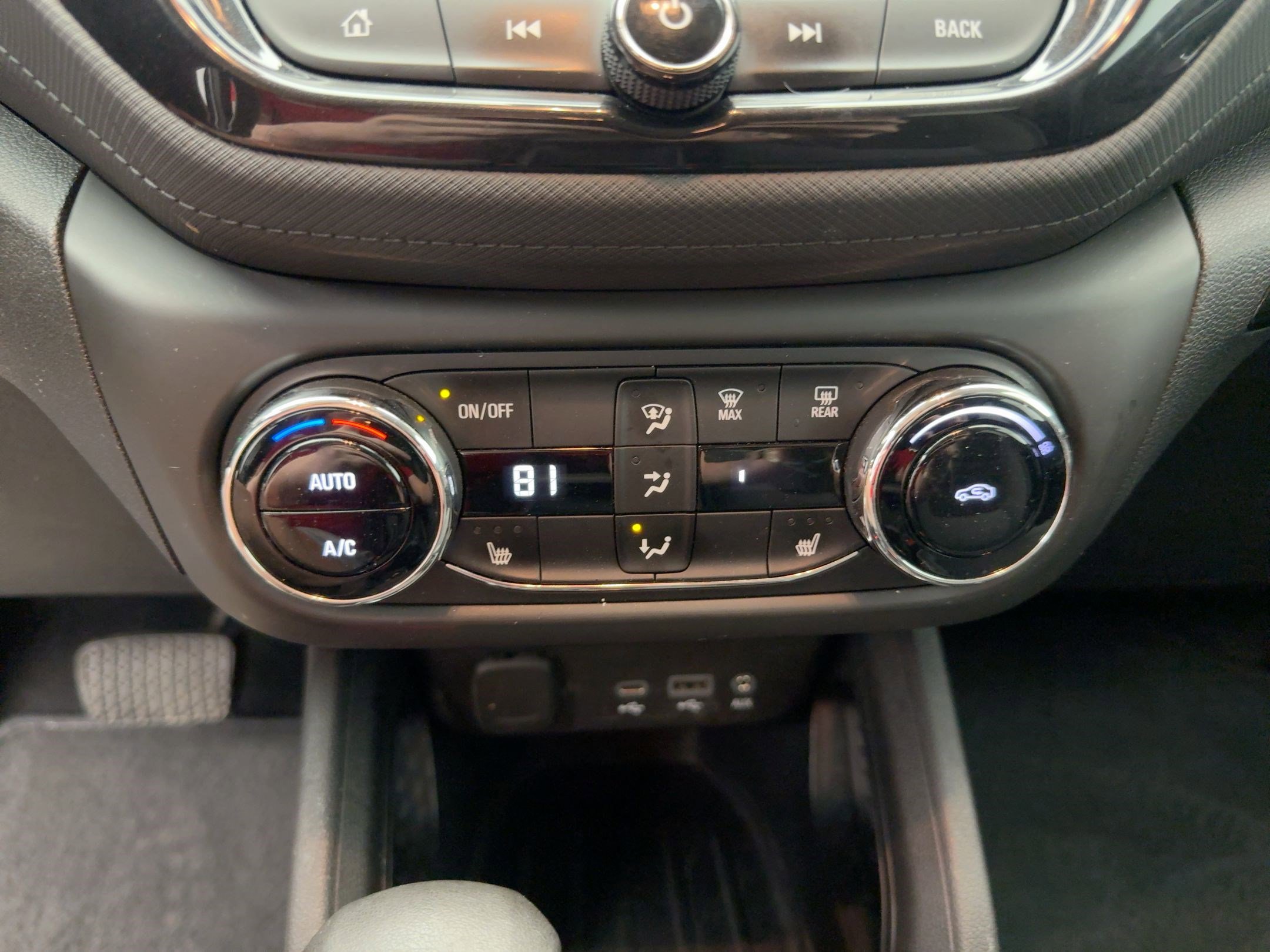 Certified 2022 Chevrolet TrailBlazer LT w/ Convenience Package image 17