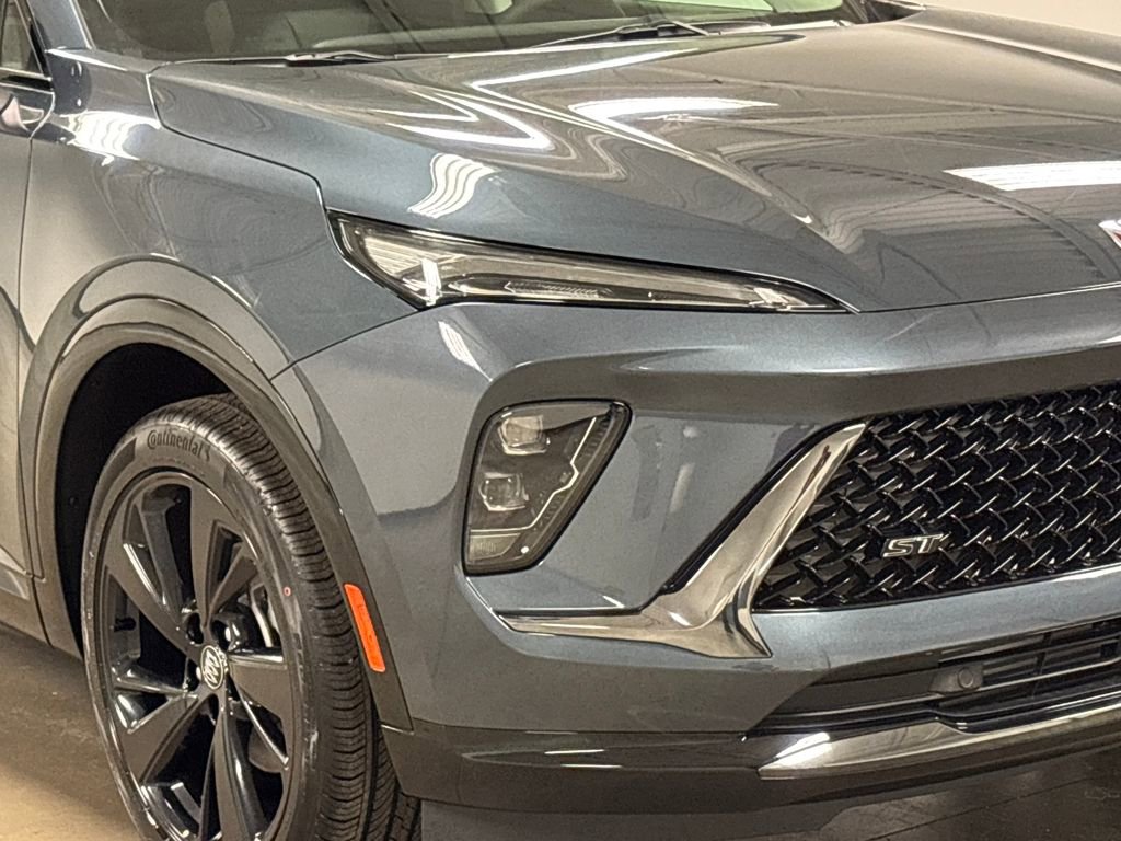 New 2026 Buick Envision Sport Touring AWD/4WD image 4