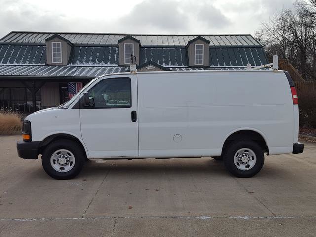 Used 2015 Chevrolet Express 2500 RWD 2500 135 image 2