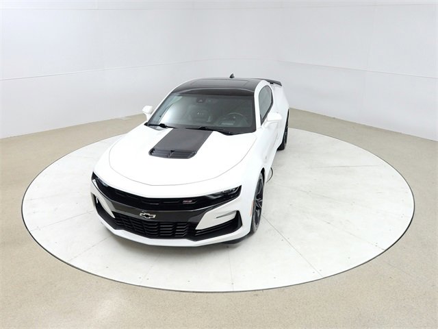 Used 2019 Chevrolet Camaro SS image 14