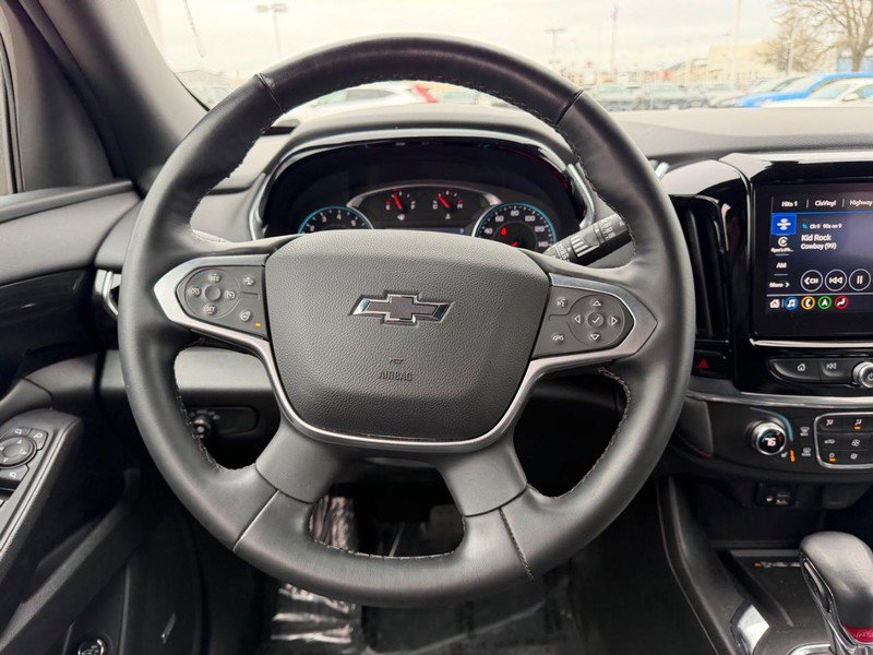 Used 2023 Chevrolet Traverse RS image 13