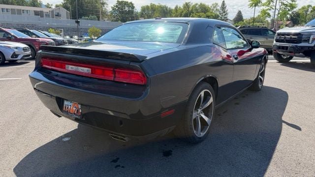 Used 2014 Dodge Challenger R/T w/ Quick Order Package 28M RWD image 3