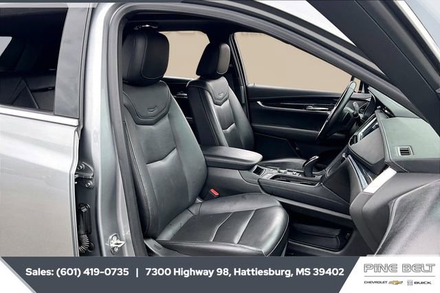 Used 2024 Cadillac XT5 Premium Luxury image 6