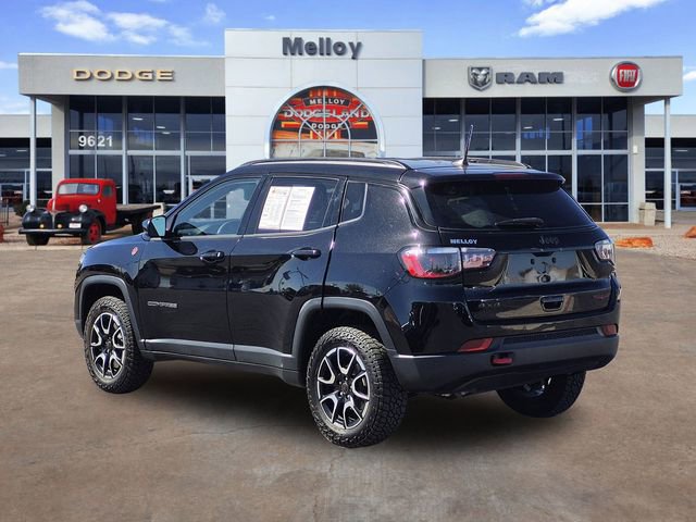 Certified 2025 Jeep Compass Trailhawk AWD/4WD image 3