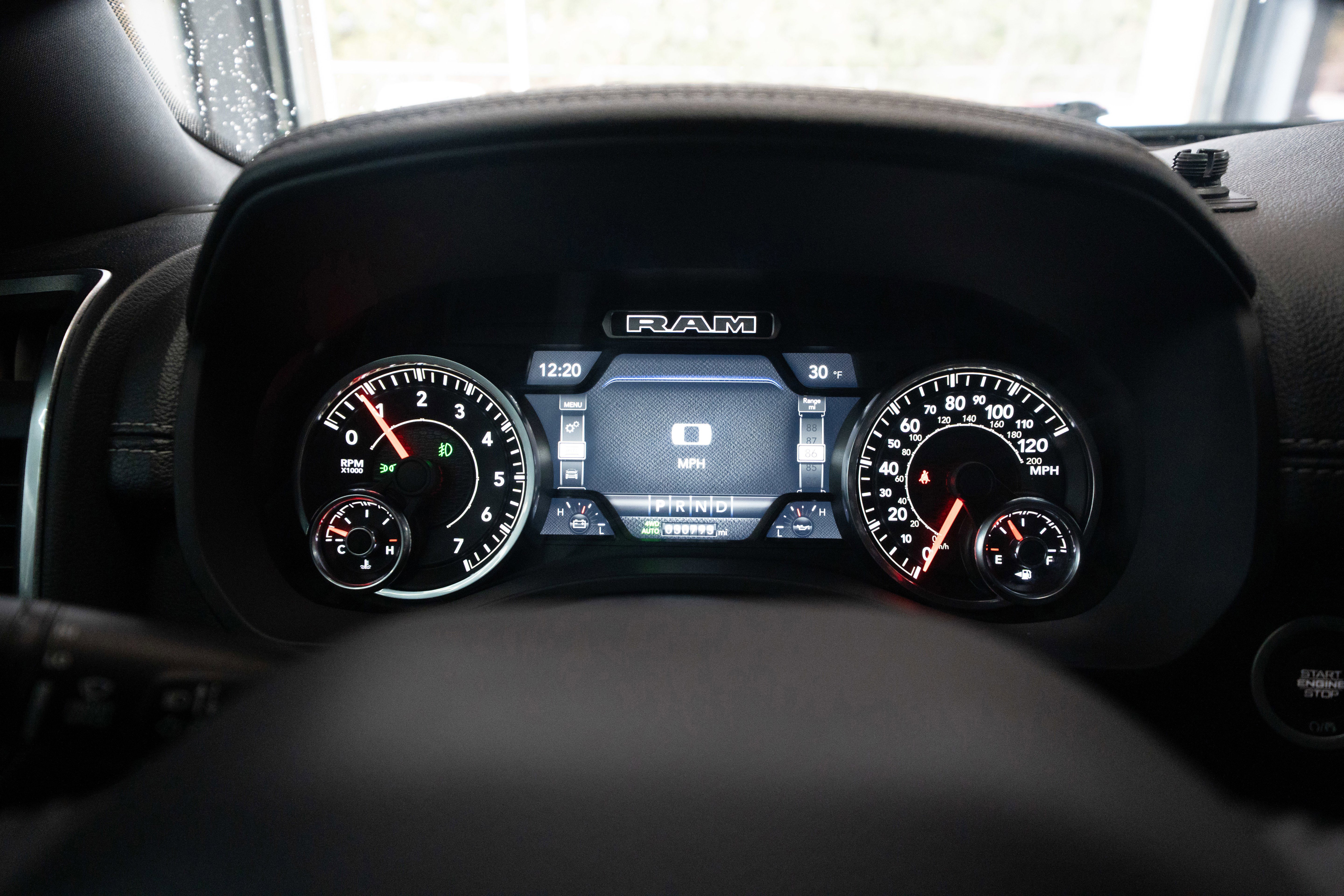 Used 2022 RAM 1500 Laramie w/ Sport Appearance Package image 15