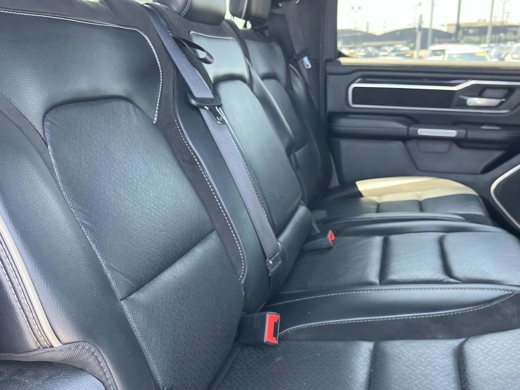 Used 2019 RAM 1500 Laramie w/ Sport Appearance Package AWD/4WD image 25
