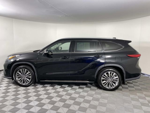 Used 2021 Toyota Highlander Platinum AWD/4WD image 5