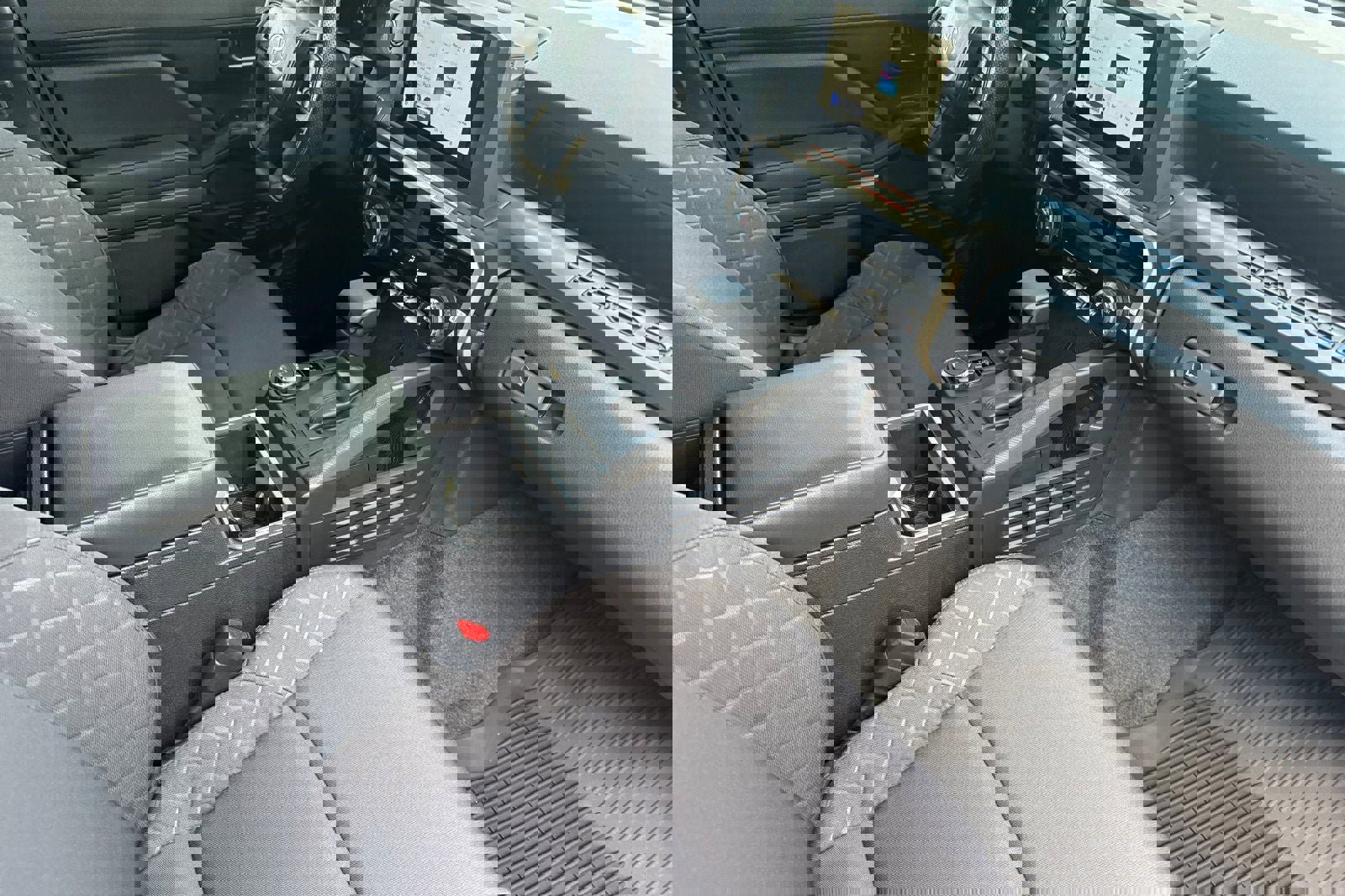 New 2025 Toyota Tacoma SR5 image 18